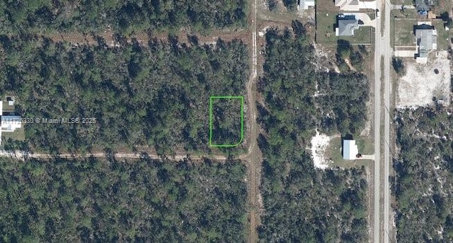 Listing photo 2 for 1202 Armstrong St, Sebring FL 33875