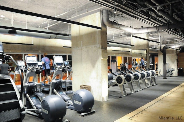 2301 Collins Ave Unit 1515, Miami Beach, FL 33139 - view of gym
