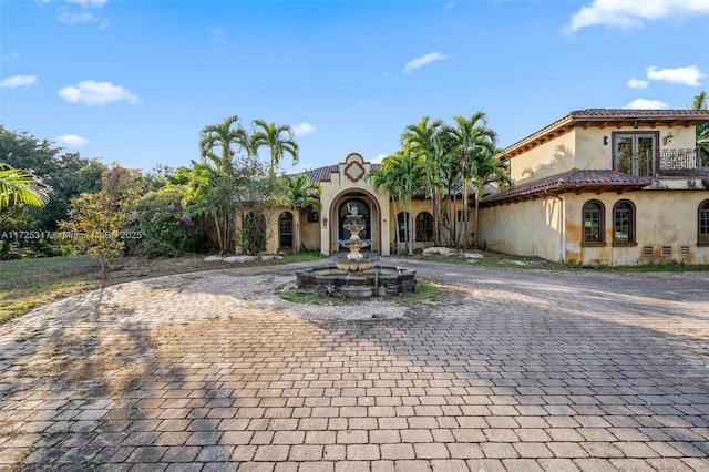 view of mediterranean / spanish home