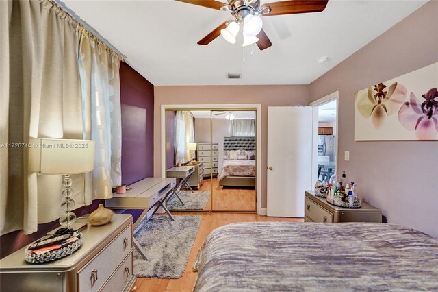 laundry room featuring washer and dryer