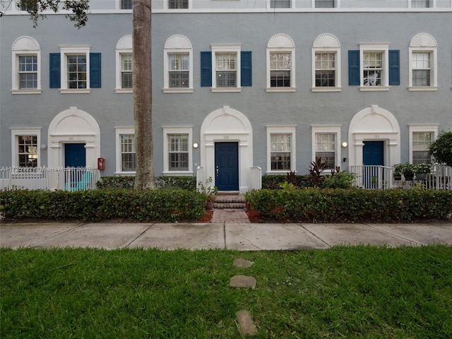 view of townhome / multi-family property