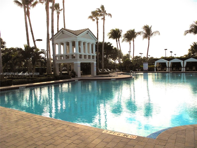 view of swimming pool