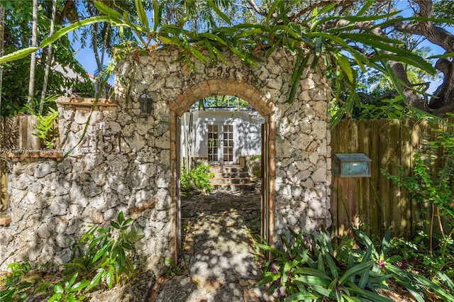 view of entrance to property