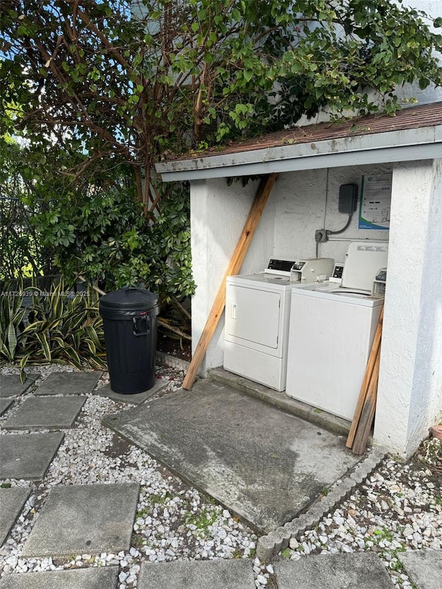 exterior space featuring area for grilling and independent washer and dryer