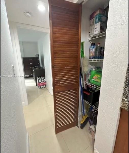 1621 Collins Ave Unit 310, Miami Beach, FL 33139 - view of storage area