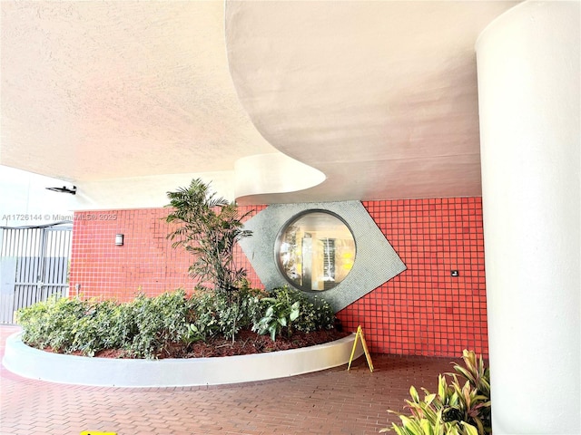 1621 Collins Ave Unit 310, Miami Beach, FL 33139 - interior space