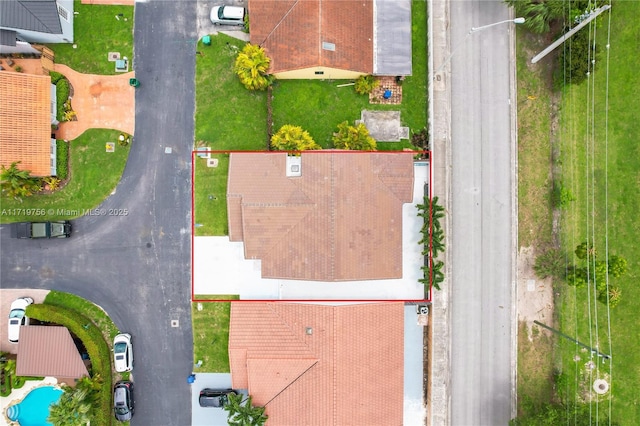 birds eye view of property