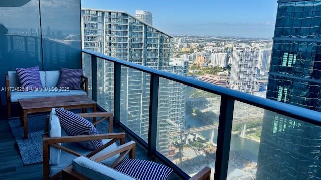 801 S Miami Ave Unit 4706, Miami, FL 33130 - balcony featuring a city view