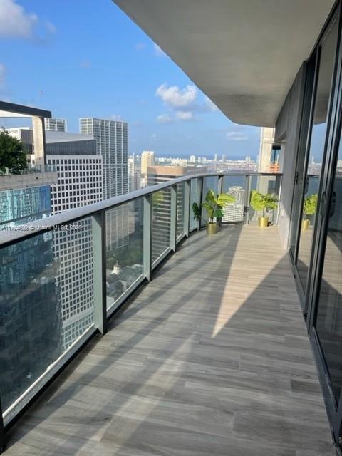 801 S Miami Ave Unit 4706, Miami, FL 33130 - balcony with a view of city