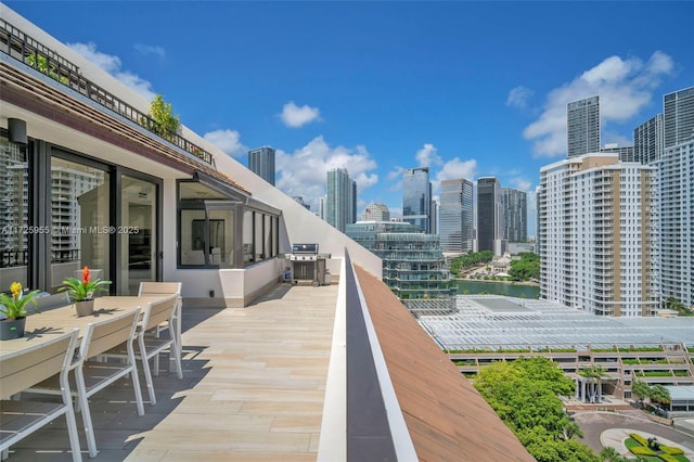 balcony featuring grilling area