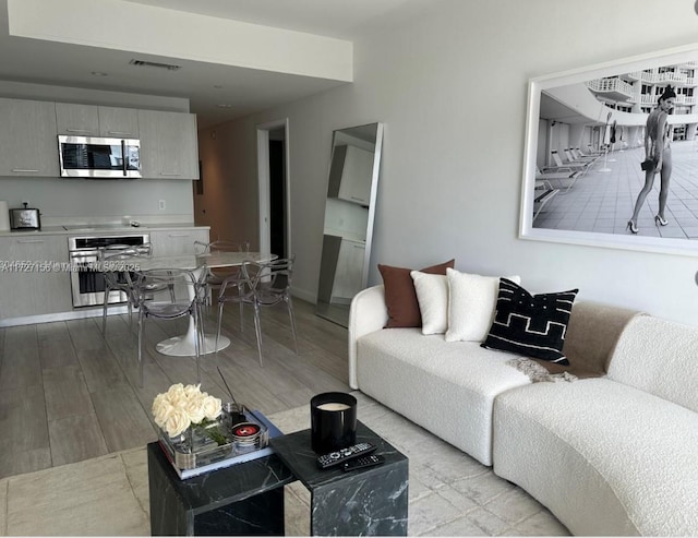 45 SW 9th St Unit 1004, Miami, FL 33130 - photo 2