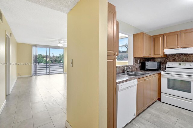 Listing photo 2 for 406 NW 68th Ave Unit 217, Plantation FL 33317