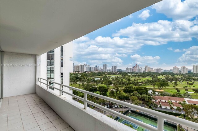 Listing photo 2 for 20225 NE 34th Ct Unit 1614, Aventura FL 33180