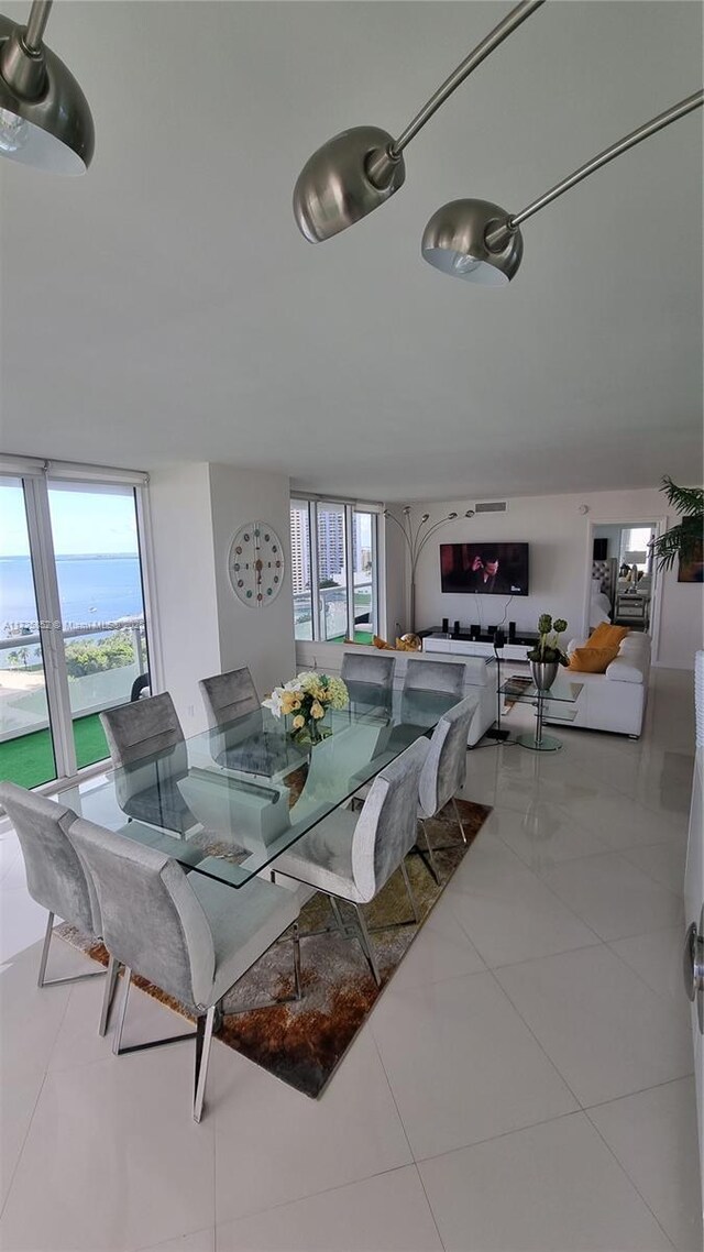 50 Biscayne Blvd Unit 1902, Miami, FL 33132 - view of dining space