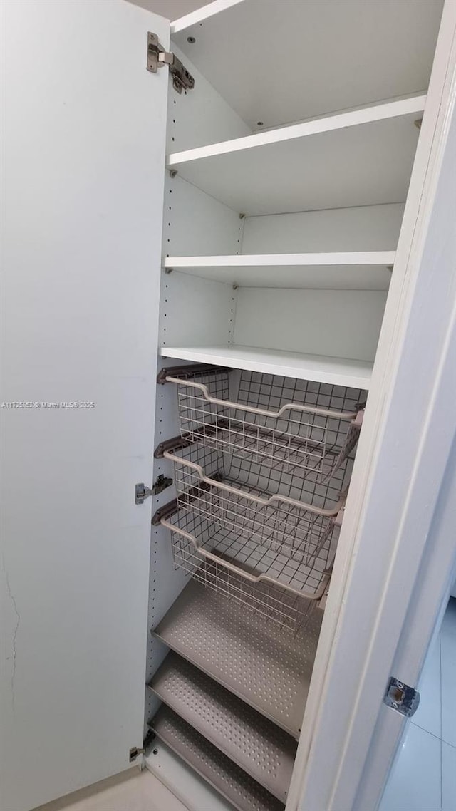 50 Biscayne Blvd Unit 1902, Miami, FL 33132 - view of pantry
