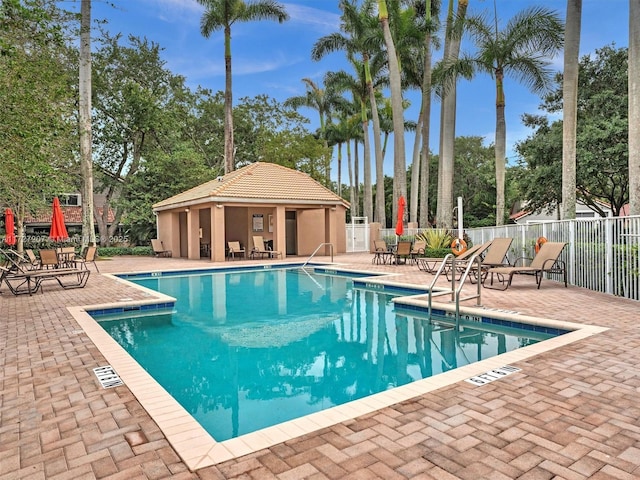 view of swimming pool featuring a patio