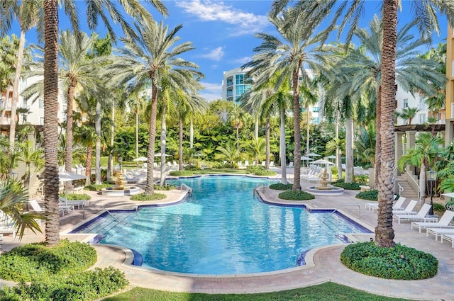 view of swimming pool featuring a patio