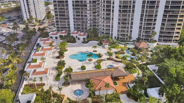 20281 E Country Club Dr Unit M6, Aventura, FL 33180 - bird's eye view of a pool and apartment complex / building