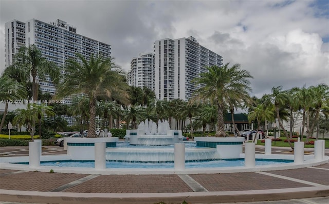 20281 E Country Club Dr Unit M6, Aventura, FL 33180 - view of pool