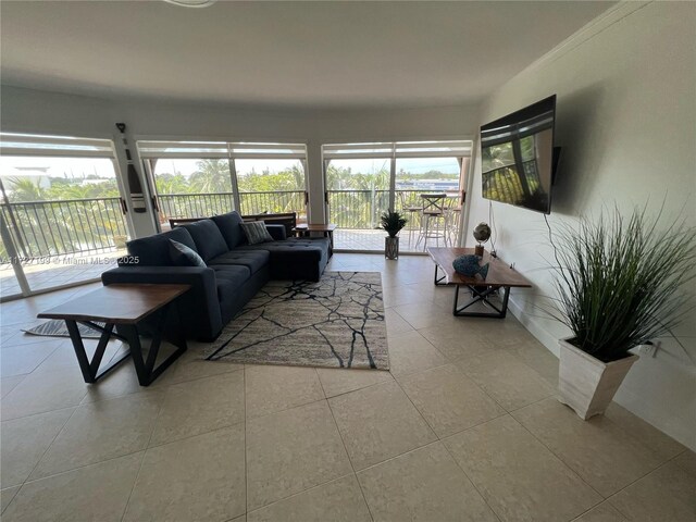 1998 Overseas Hwy Unit 33A, Marathon, FL 33050 - view of tiled living area