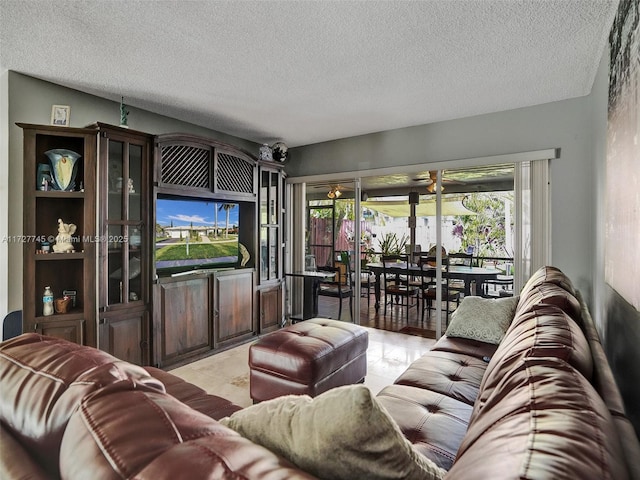 580 Eastwood Ln, Weston, FL 33326 - living area featuring a textured ceiling