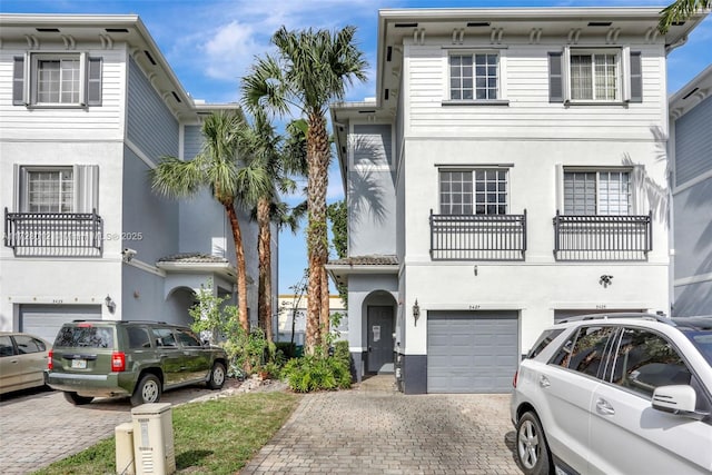 view of front of property featuring a garage