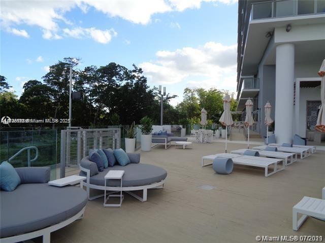 view of patio / terrace with outdoor lounge area