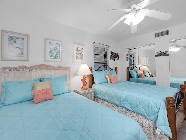 bedroom featuring ceiling fan