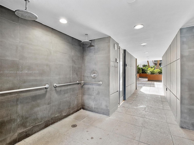 bathroom featuring a shower