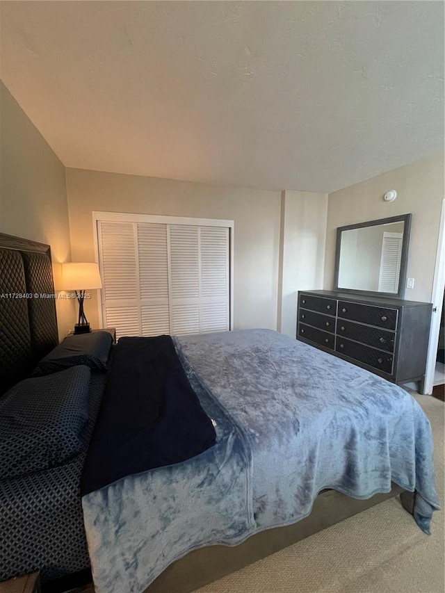 bedroom featuring carpet floors