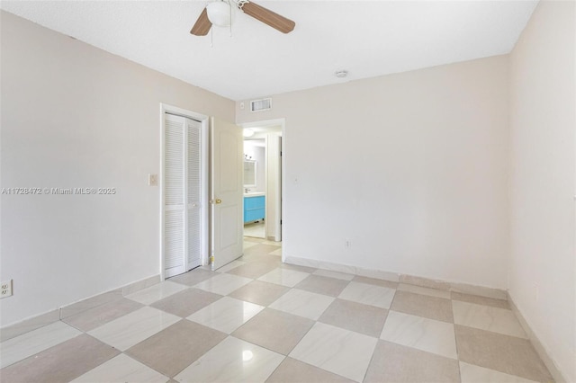 empty room with ceiling fan