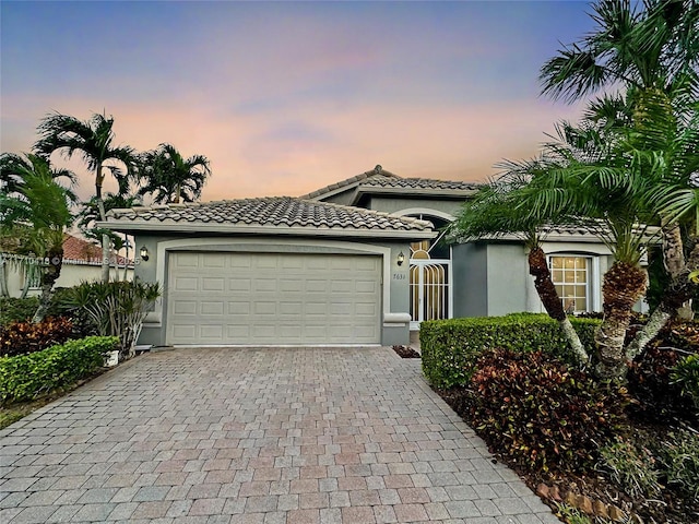 view of front facade with a garage