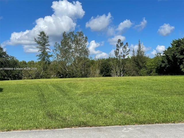 3836 Pine Lake Dr, Weston, FL 33332