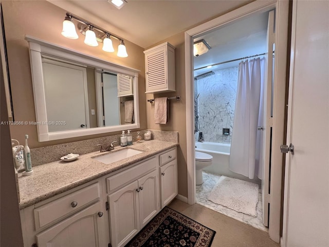 full bathroom with shower / bath combo with shower curtain, toilet, and vanity