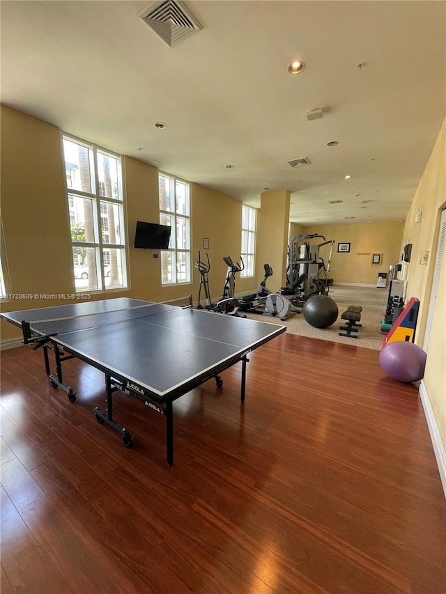 game room featuring hardwood / wood-style flooring