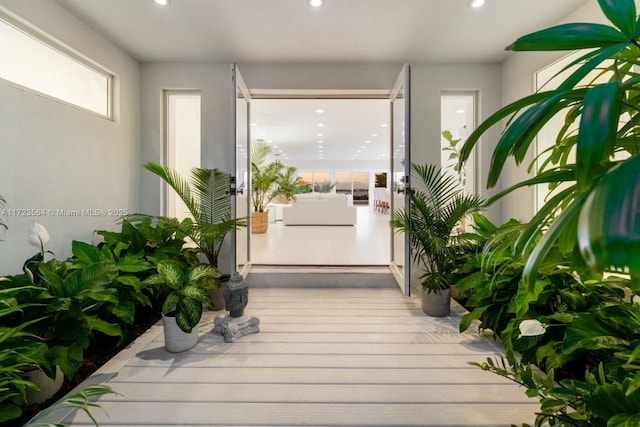 1065 N Shore Dr, Miami Beach, FL 33141 - view of corridor