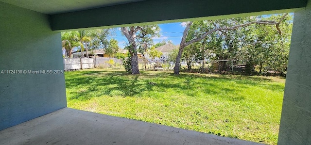 view of yard with a patio area