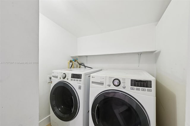 299 S Biscayne River Dr, Miami, FL 33169 - laundry room with separate washer and dryer