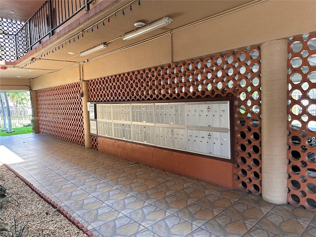 view of home's community with mail boxes