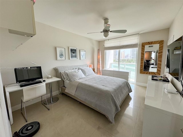 bedroom with ceiling fan