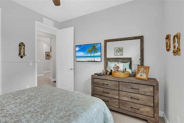 bedroom with ceiling fan