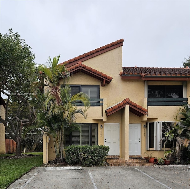 view of mediterranean / spanish home