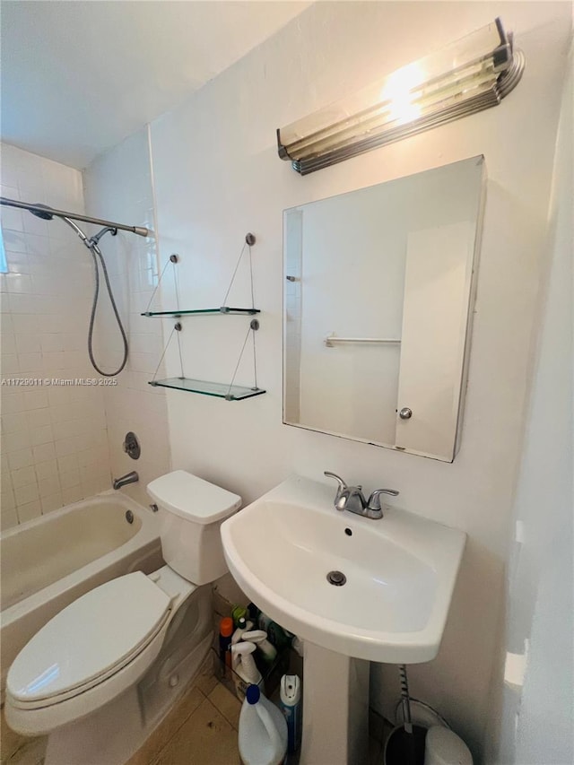 1523 W Ave Unit 101, Miami Beach, FL 33139 - full bathroom with toilet, bathing tub / shower combination, and a sink