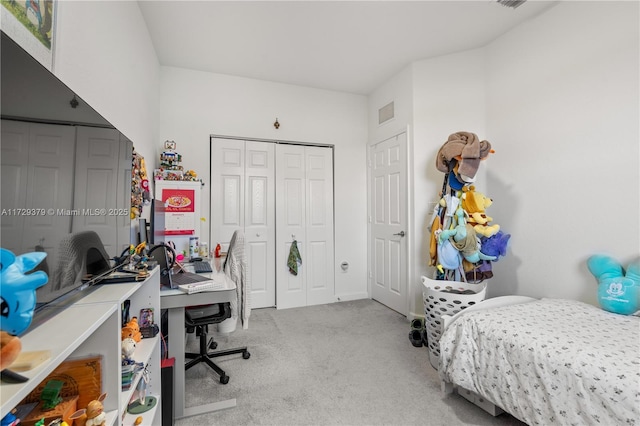 view of carpeted bedroom