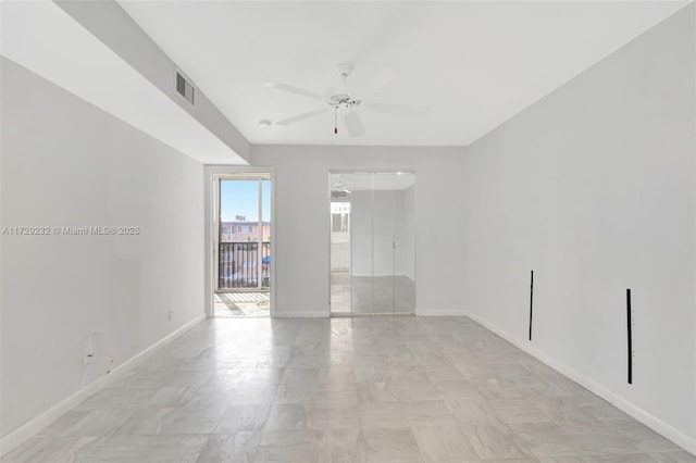 empty room with ceiling fan