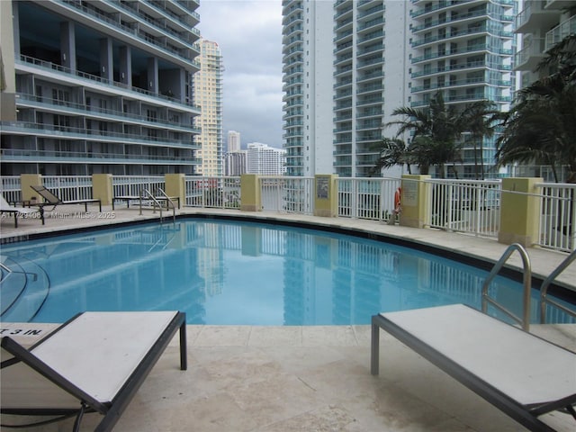 view of swimming pool