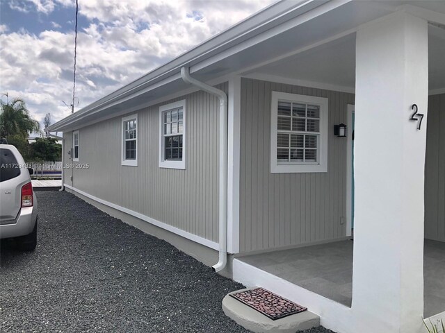 view of front of house with covered porch