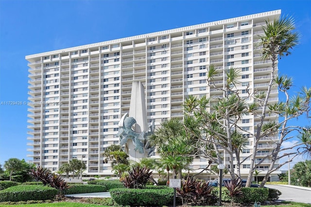 300 Bayview Dr Unit 1503, Sunny Isles Beach, FL 33160 - view of apartment building / complex