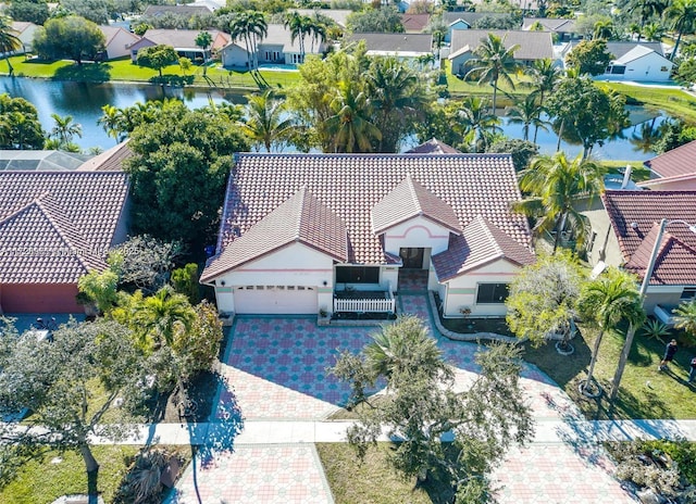 bird's eye view featuring a water view