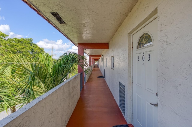 9400 N Hollybrook Lake Dr Unit 303, Pembroke Pines, FL 33025 - exterior space with visible vents